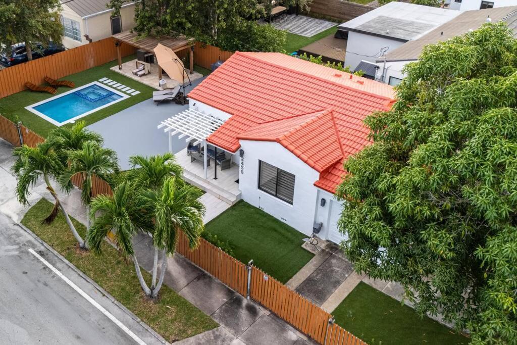 Вилла Luxury Retreat 3B ,2Ba Pool , Coral Gables Center Майами Экстерьер фото
