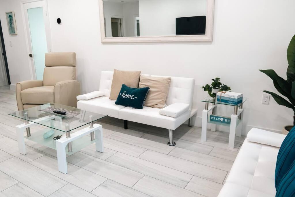 Вилла Luxury Retreat 3B ,2Ba Pool , Coral Gables Center Майами Экстерьер фото