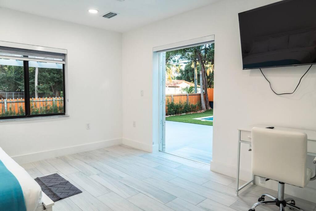 Вилла Luxury Retreat 3B ,2Ba Pool , Coral Gables Center Майами Экстерьер фото