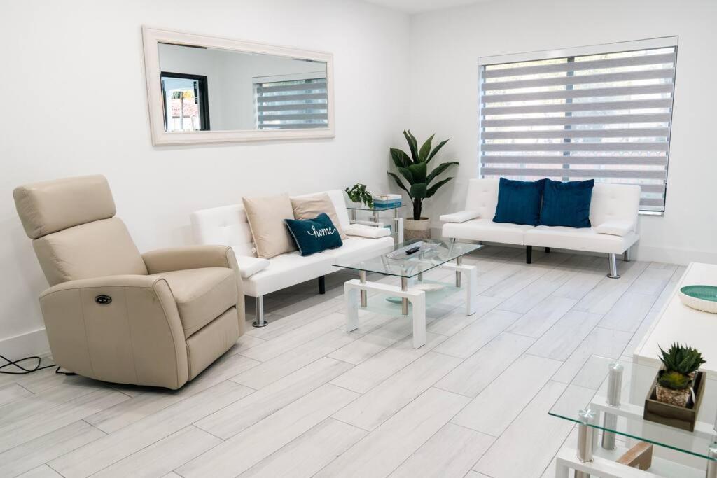 Вилла Luxury Retreat 3B ,2Ba Pool , Coral Gables Center Майами Экстерьер фото