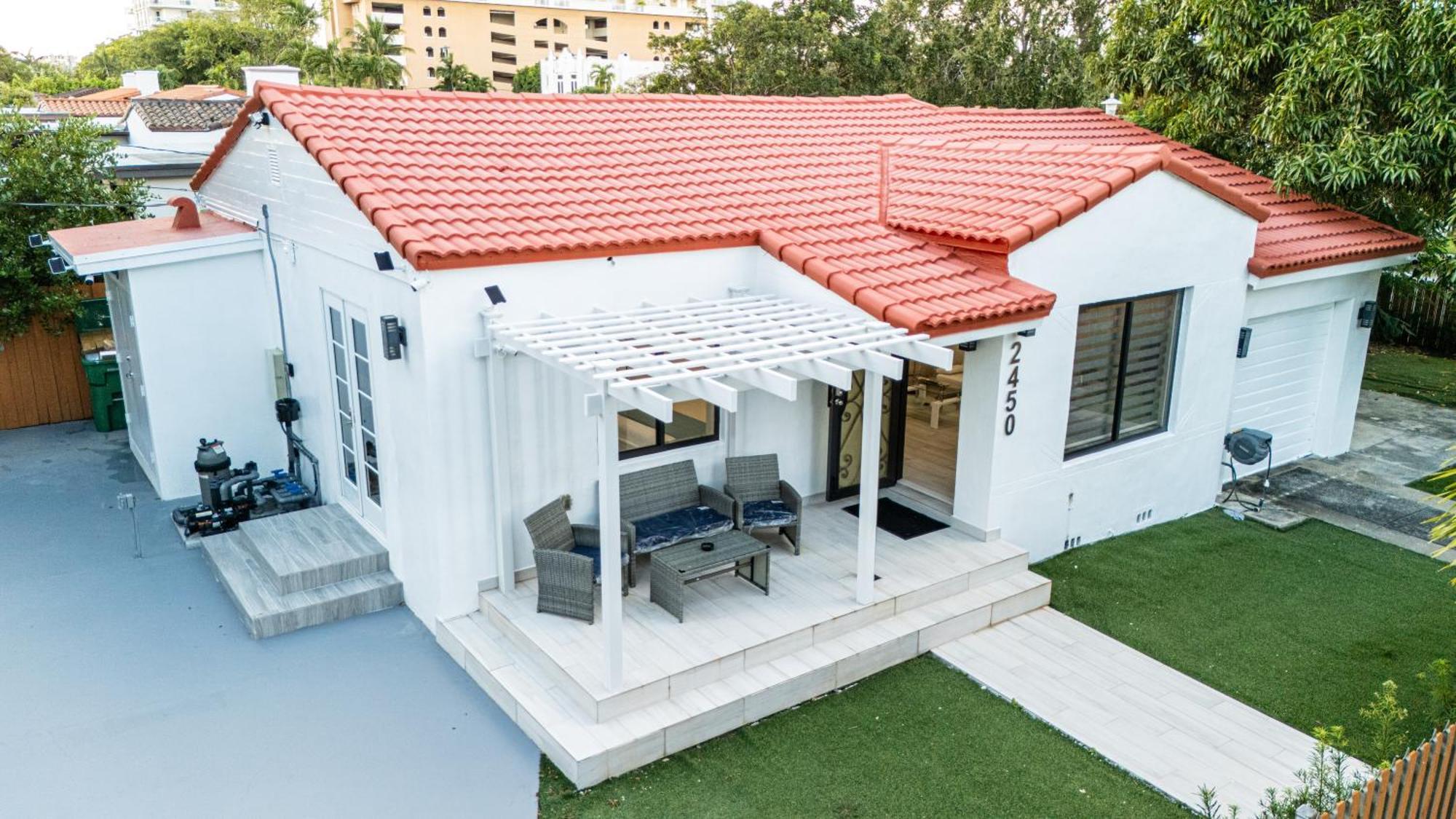 Вилла Luxury Retreat 3B ,2Ba Pool , Coral Gables Center Майами Экстерьер фото