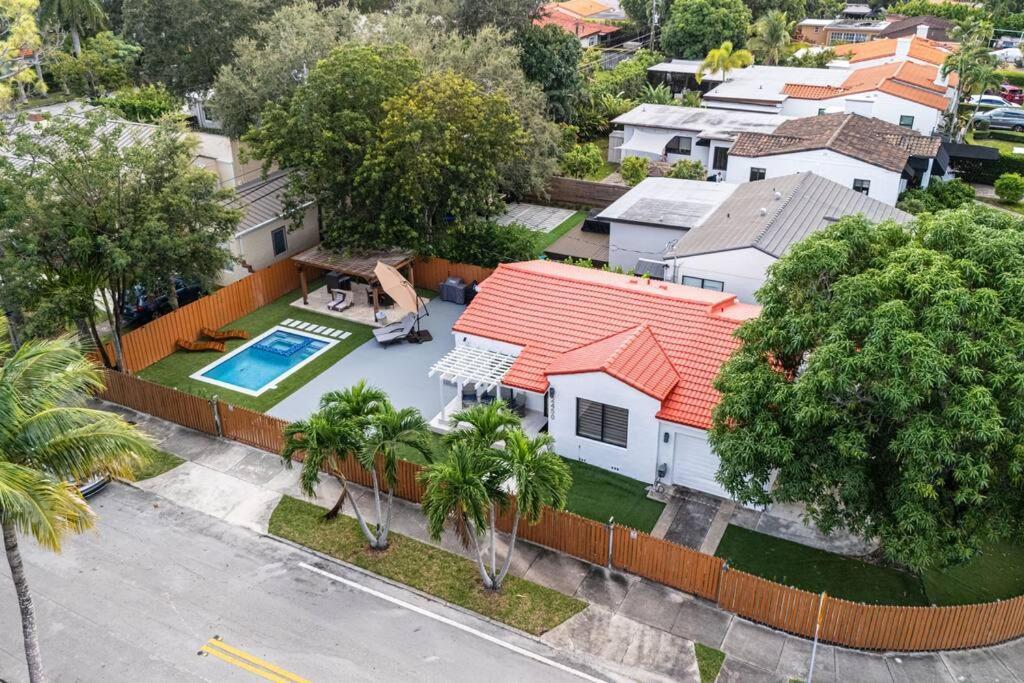 Вилла Luxury Retreat 3B ,2Ba Pool , Coral Gables Center Майами Экстерьер фото